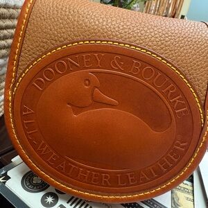 Dooney & Bourke Brown Leather Women's Bag